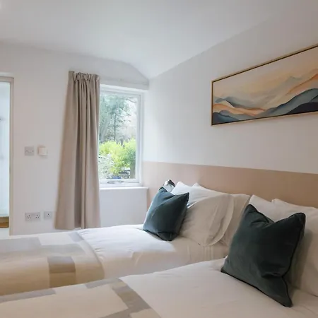 A Unique House Near The River Nidd In 펜션 *