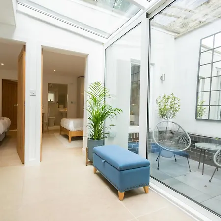 A Unique House Near The River Nidd In 펜션